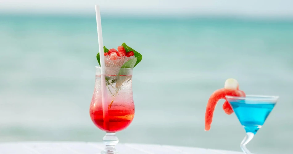 10 Perkara Terbaik untuk Dilakukan di Miami Beach untuk Percutian Pantai yang Sempurna